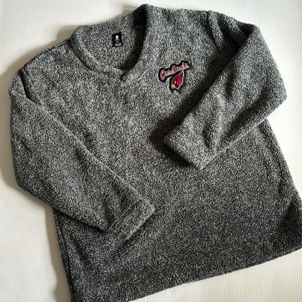 NFL Arizona Cardinals fuzzy v-neck, sleepwear pullover.  Women’s size XL
